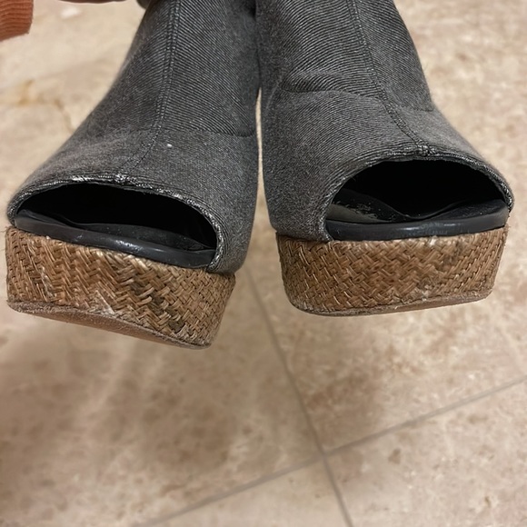 Stuart Weitzman denim wedge - Picture 6 of 7